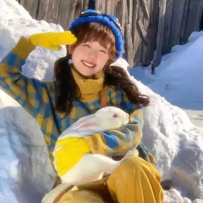 隗逸馨